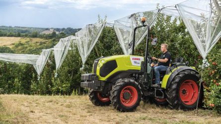 Itt a CLAAS legújabb traktora! - Bemutatkozik a keskeny nyomtávú CLAAS NEXOS (+KÉPEK)