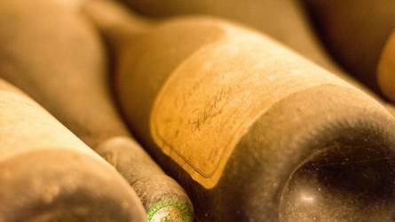 A fagykárok harmadával csökkenthetik a francia bortermelést