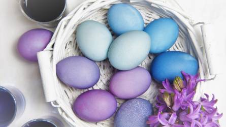 Fessünk húsvéti tojásokat természetes anyagok segítségével!