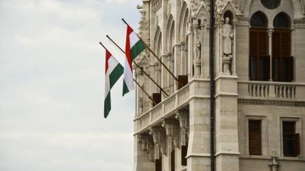 Magyarország azonnali hatállyal betilt minden gabonaexportot
