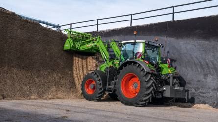 Megszületett a Fendt 700 Vario traktorok új generációja