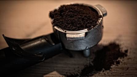 A kávézacc használata a kertekben