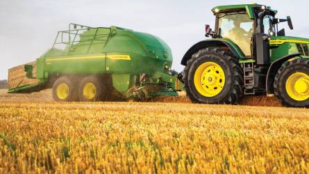 John Deere 7R traktorok – mezőgazdasági vállalkozása sokoldalú munkatársa