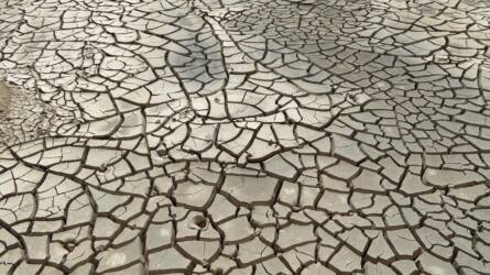 Fenyegető vízhiány: a világ nagy tavainak több mint fele kiszárad