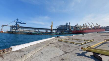 Oroszország csapást mért Odessza gabonakikötőjére