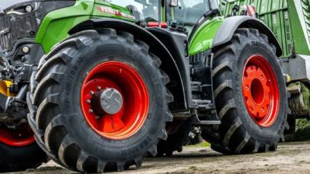 Az AGCO a Vredestein VF Traxion Optimall gumiabroncsokat választotta az új, 7. generációs Fendt Vario 700 traktorokhoz