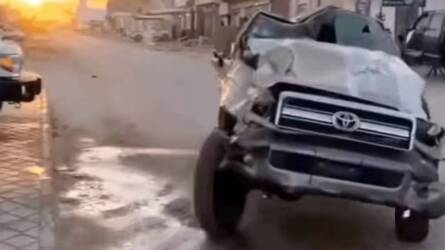 Ismét bizonyított a Toyota Land Cruiser: szinte lehetetlen elpusztítani