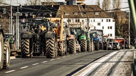 Egyre nyugtalanabbak az európai gazdák, cselekvésre kényszerítik a döntéshozókat