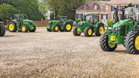 Új traktorokat mutatott be a John Deere, itt a 6M sorozat