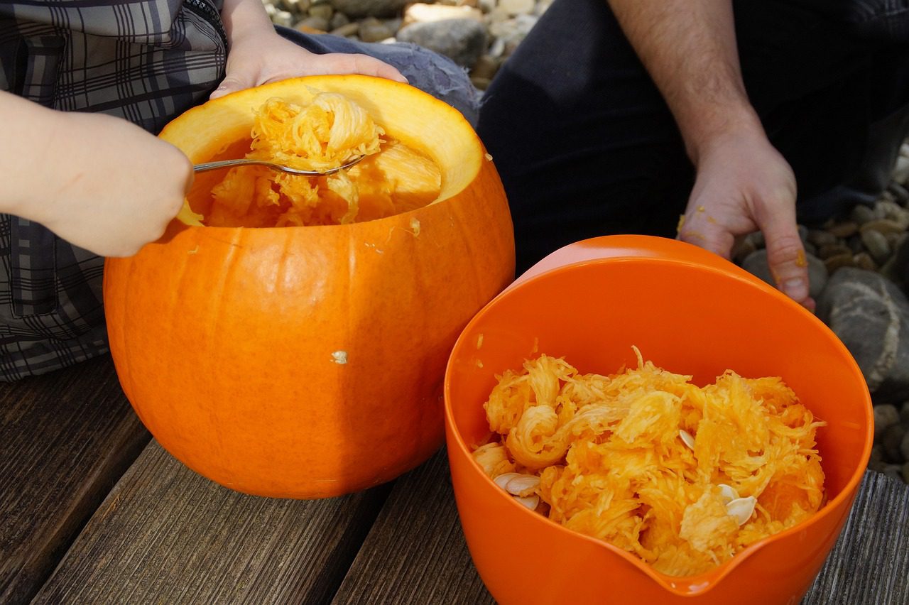 A Halloween-tökök emberi fogyasztásra alkalmatlanok, viszont remekül formázhatók