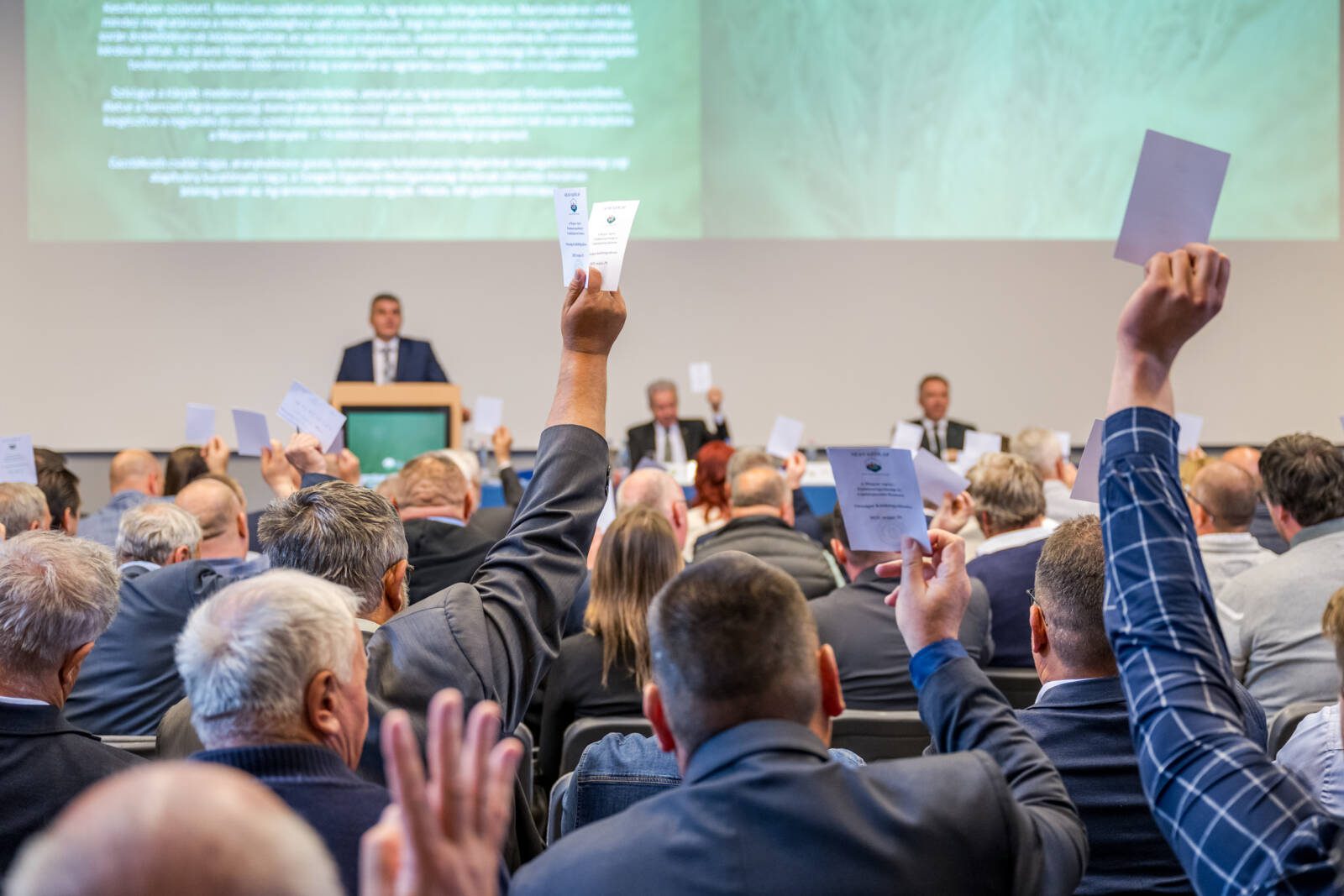 A NAK kiemelt célja, hogy stabil hátteret biztosítson a magyar gazdák számára