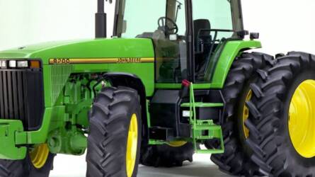 30 éves a John Deere 8000-es sorozat