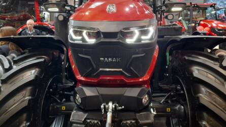 Tarolni fog a török gyártó, elképesztő traktorújdonsággal rukkolt elő