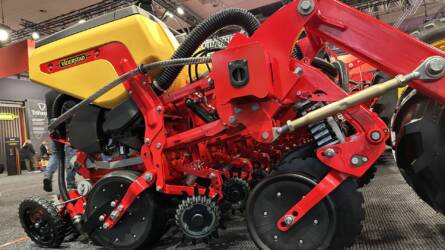 Mindig van hová fejlődni - Väderstad vetőgép újdonságok