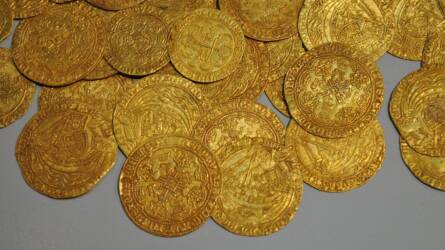 A század legjelentősebb magyar aranykincse került elő egy szabolcsi uborkaföldön