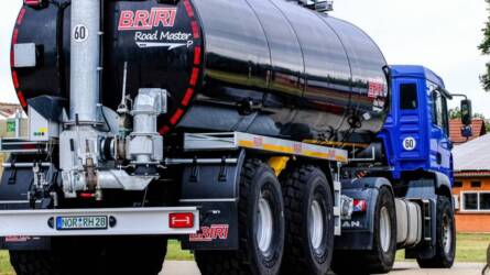 Tartósság és jó használhatóság – Briri szerves- és hígtrágya-kijuttató járművek