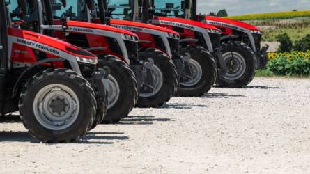 AGROmashEXPO: pályázatos gépek teljes kínálata, a valaha gyártott legerősebb MF traktorral kiegészülve!