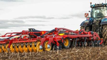 Fantasztikus felfedezés a Valtra talajkísérlete során, ez megváltoztatja az eddigi művelési módszereket