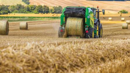 Új John Deere bálázógép-portfólió