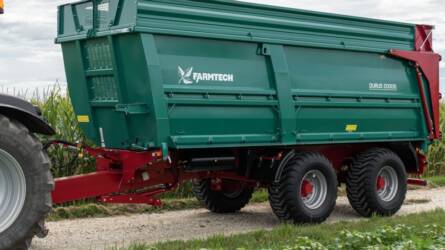 Rakétasebességgel lőtt ki a magyar pótkocsipiac – a Farmtech mulde pótkocsijai is az élvonalban